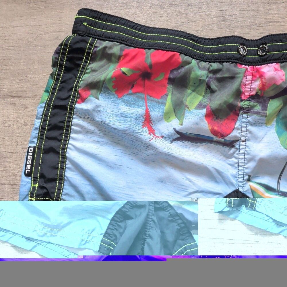 Diesel Beachwear Floral Boat Swim Shorts Mens Size M Black *Flaw - Picture 3 of 9